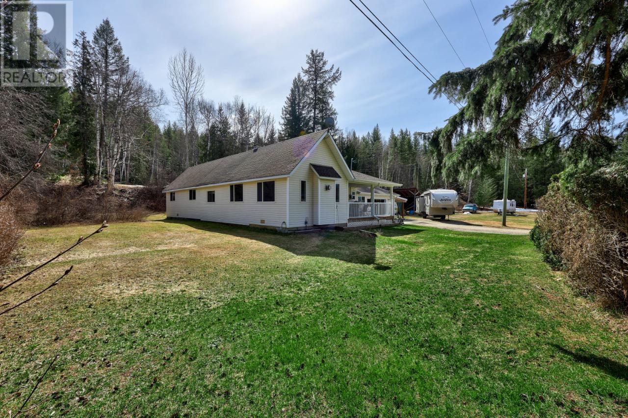 106e N. Thompson Highway E, Clearwater, British Columbia  V0E 1N2 - Photo 30 - 177697