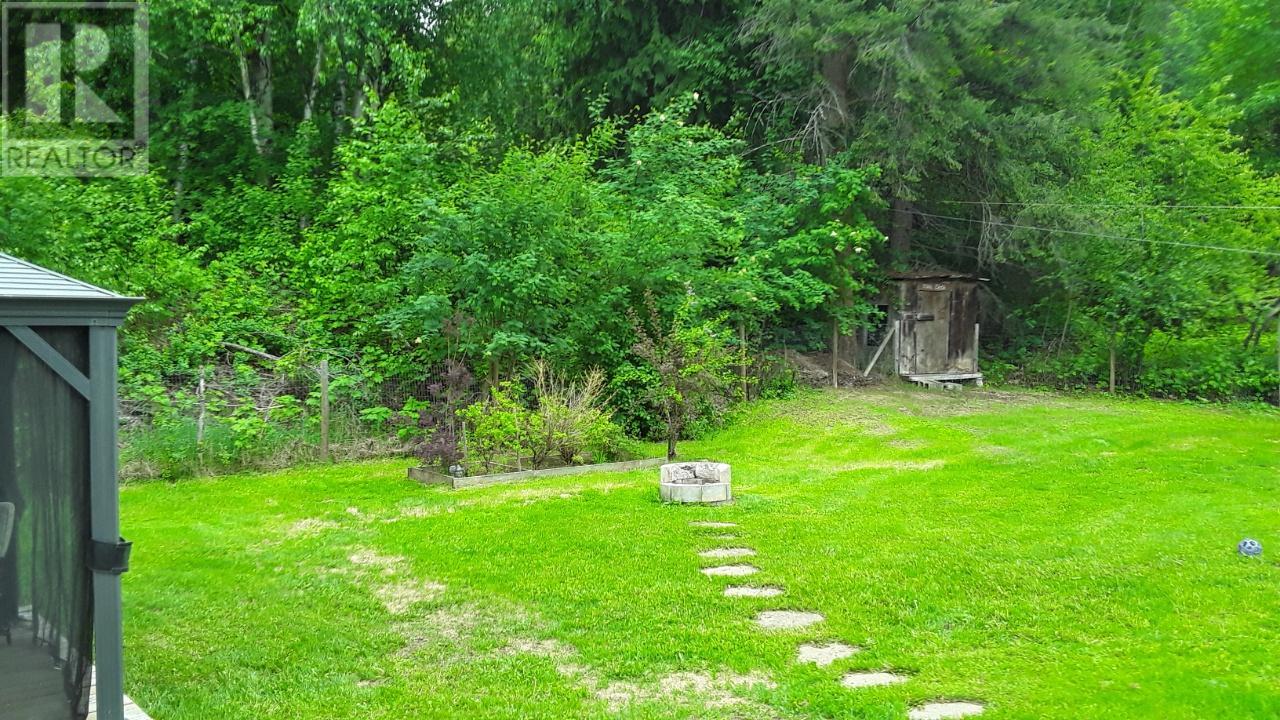 106e N. Thompson Highway E, Clearwater, British Columbia  V0E 1N2 - Photo 37 - 177697