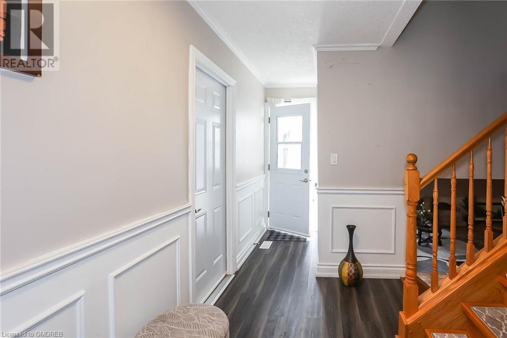 6050 Crimson Drive, Niagara Falls, Ontario  L2G 7T2 - Photo 3 - 40569100