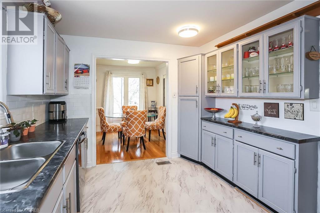 6050 Crimson Drive, Niagara Falls, Ontario  L2G 7T2 - Photo 8 - 40569100