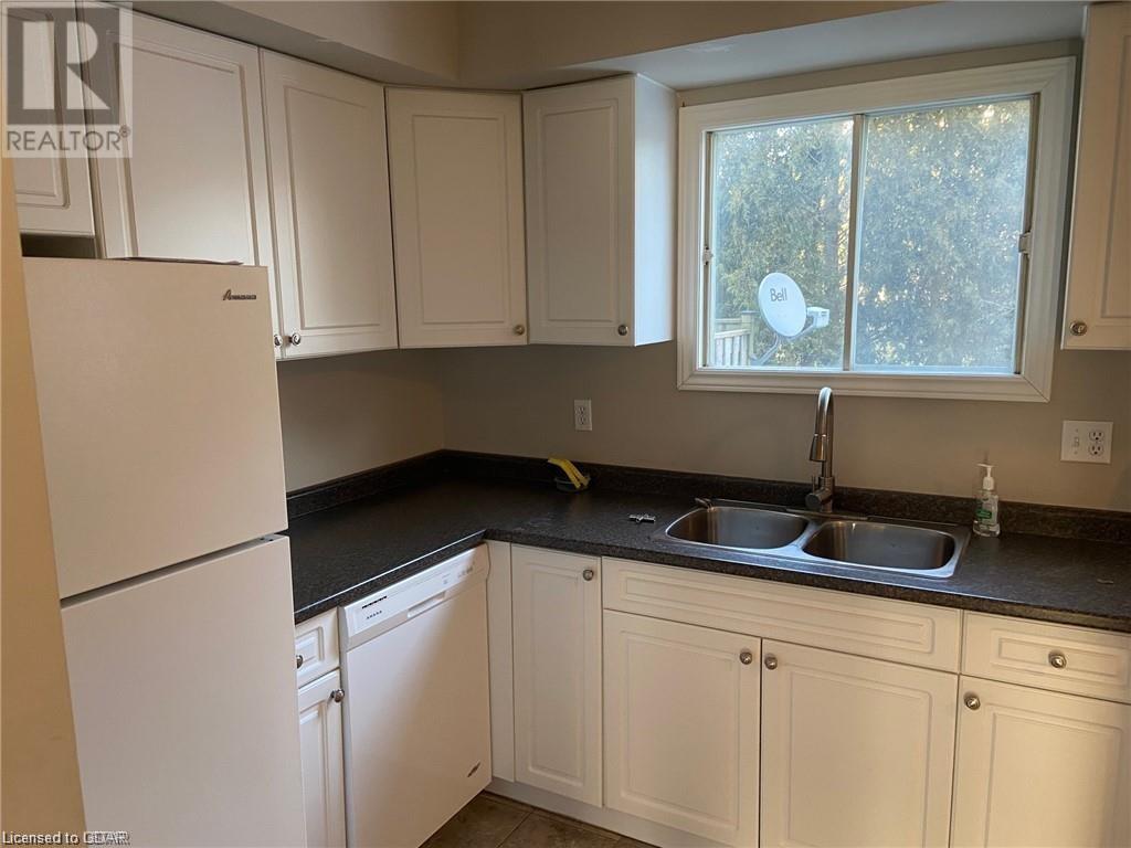 475 Sandringham Crescent Unit# 41, London, Ontario  N6C 5B9 - Photo 6 - 40568424