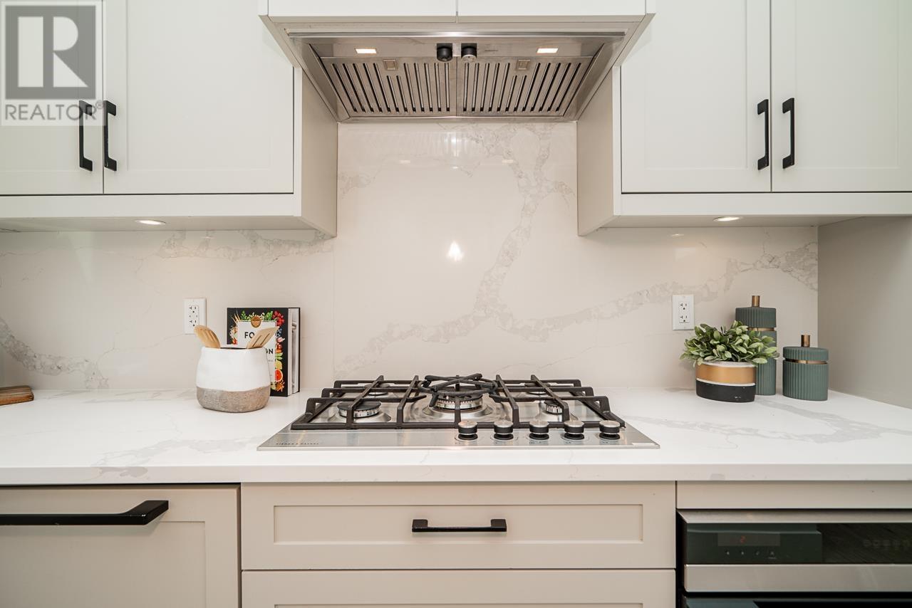 1 3468 Pandora Street, Vancouver, British Columbia  V5K 1W8 - Photo 12 - R2868847