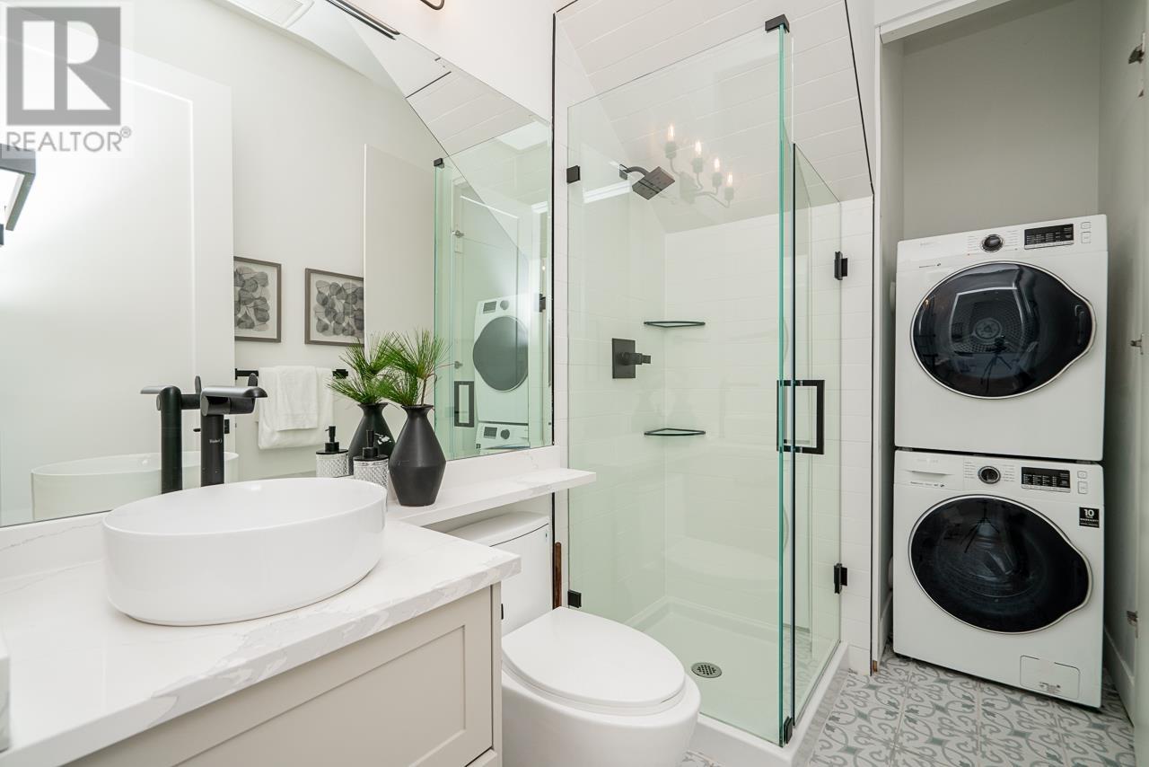1 3468 Pandora Street, Vancouver, British Columbia  V5K 1W8 - Photo 14 - R2868847