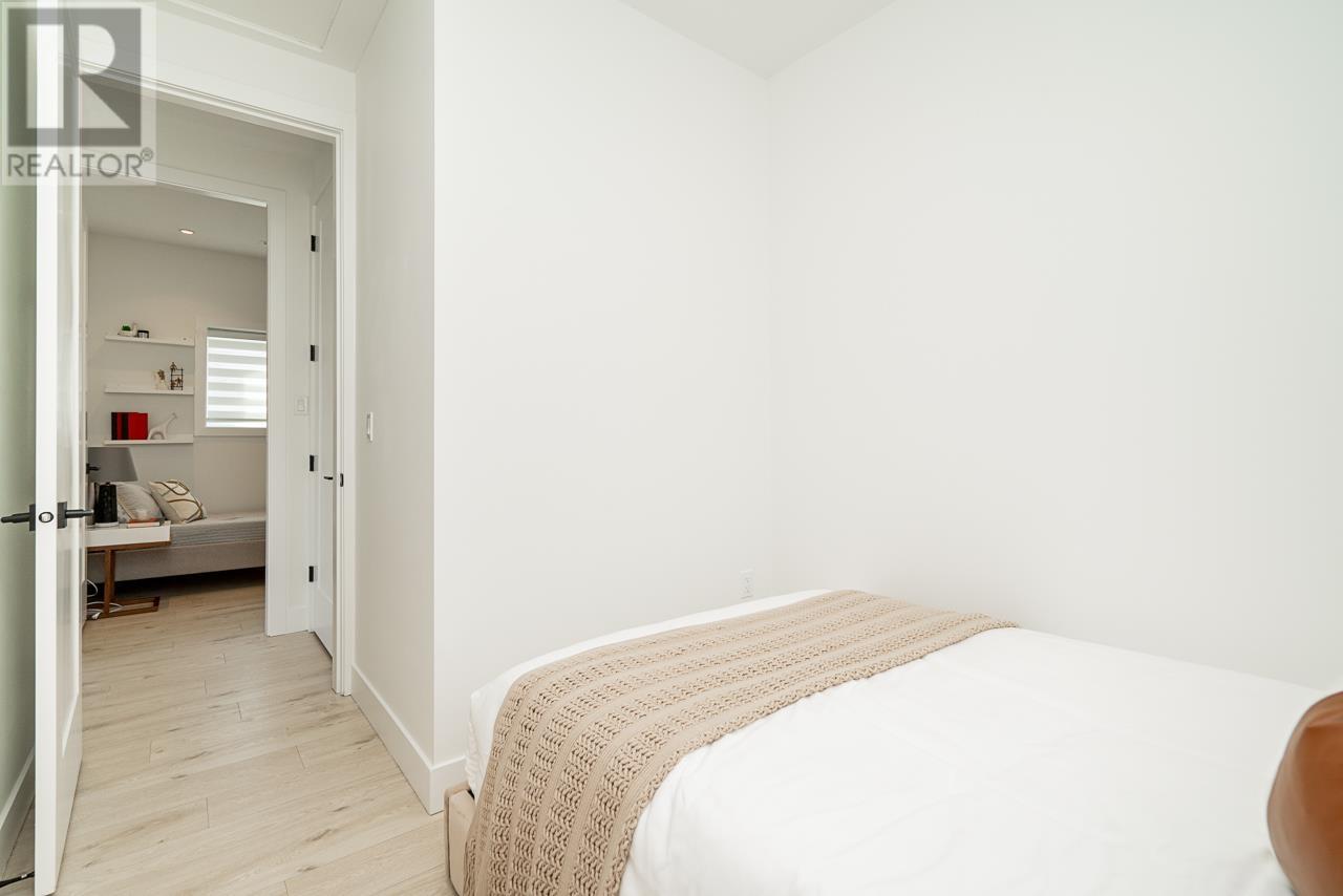 1 3468 Pandora Street, Vancouver, British Columbia  V5K 1W8 - Photo 23 - R2868847