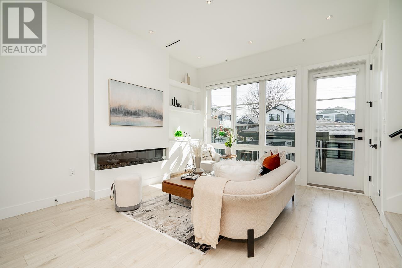1 3468 Pandora Street, Vancouver, British Columbia  V5K 1W8 - Photo 5 - R2868847
