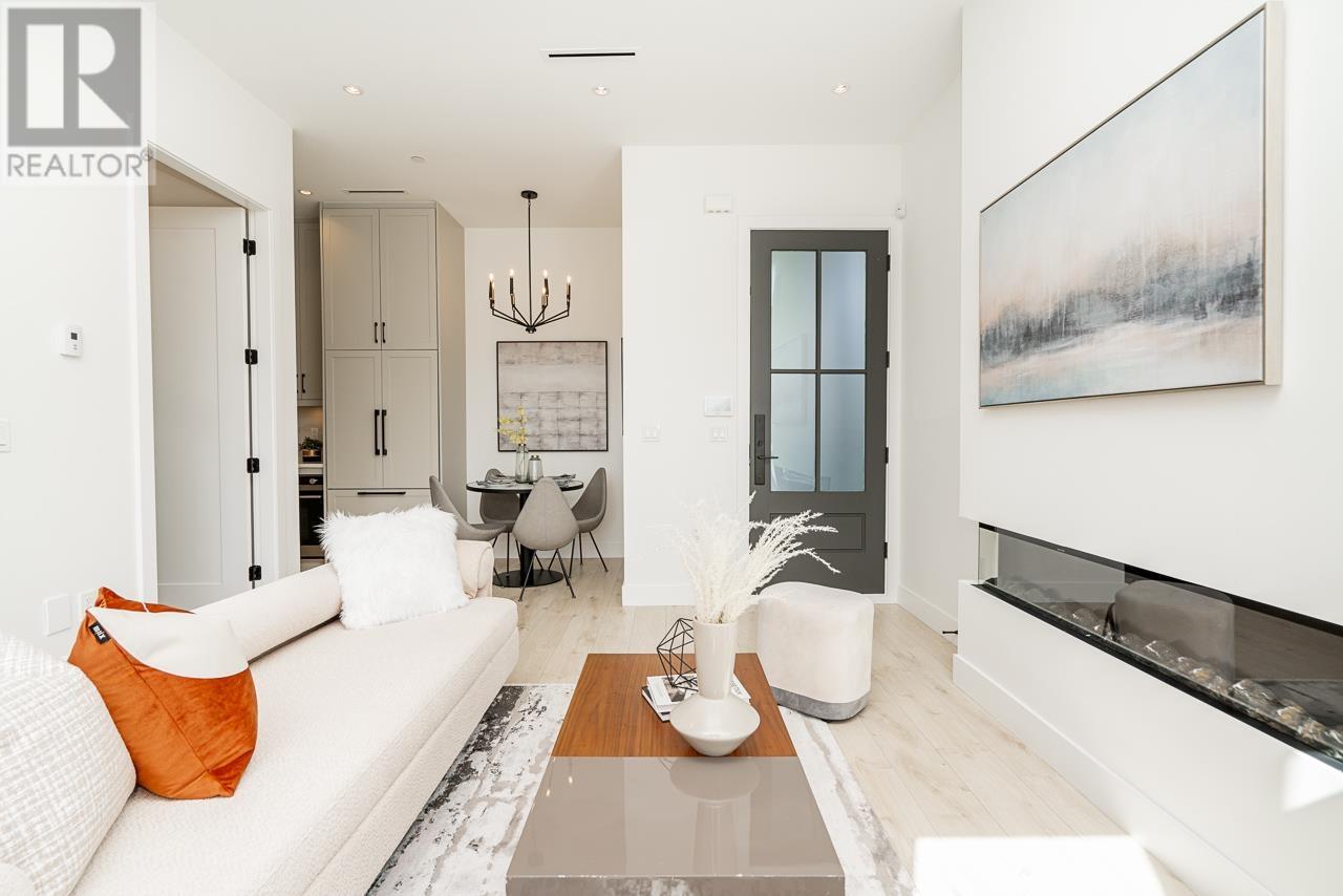 1 3468 Pandora Street, Vancouver, British Columbia  V5K 1W8 - Photo 9 - R2868847