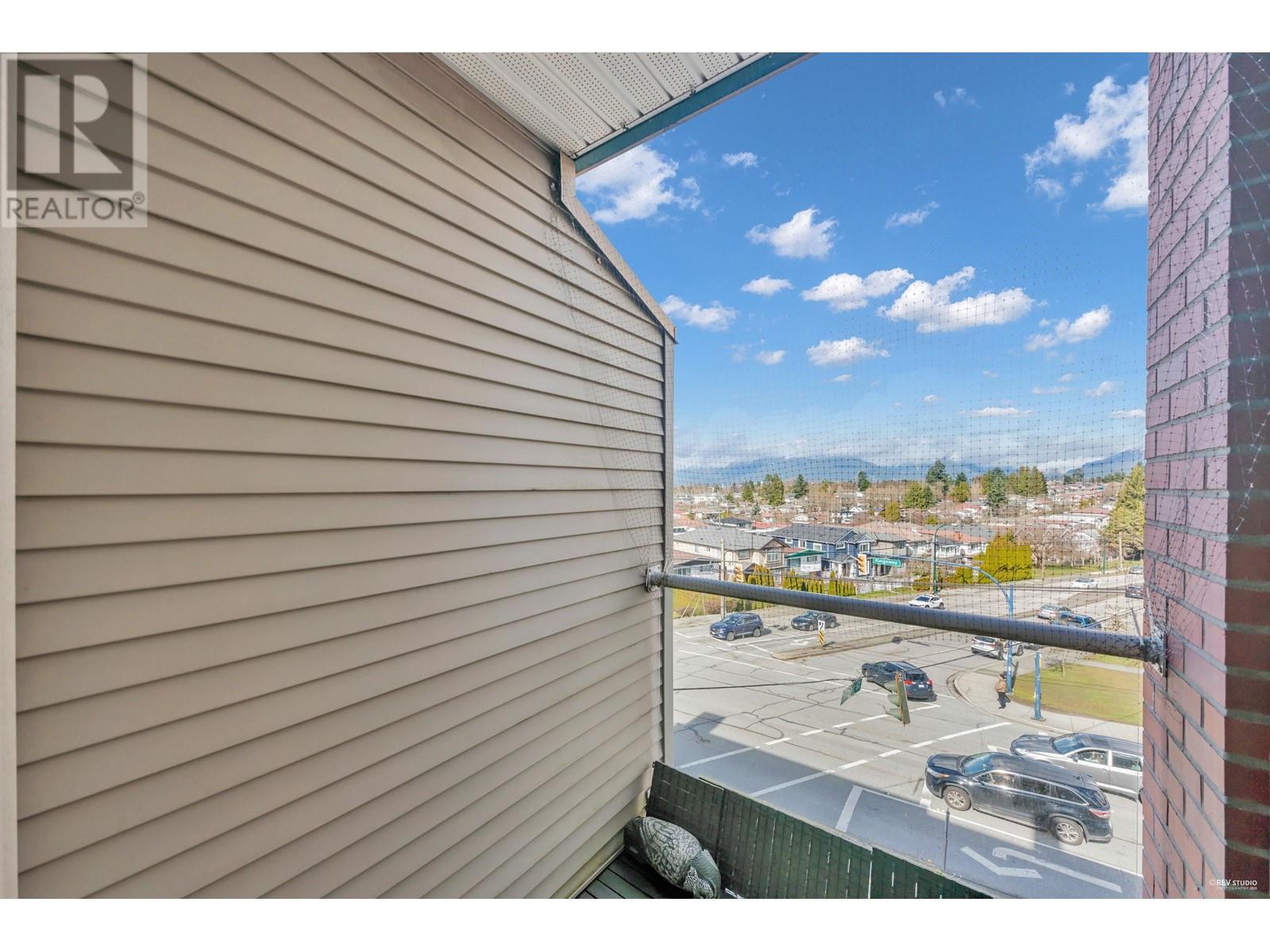 Ph10 5438 Rupert Street, Vancouver, British Columbia  V5R 2K3 - Photo 11 - R2868877