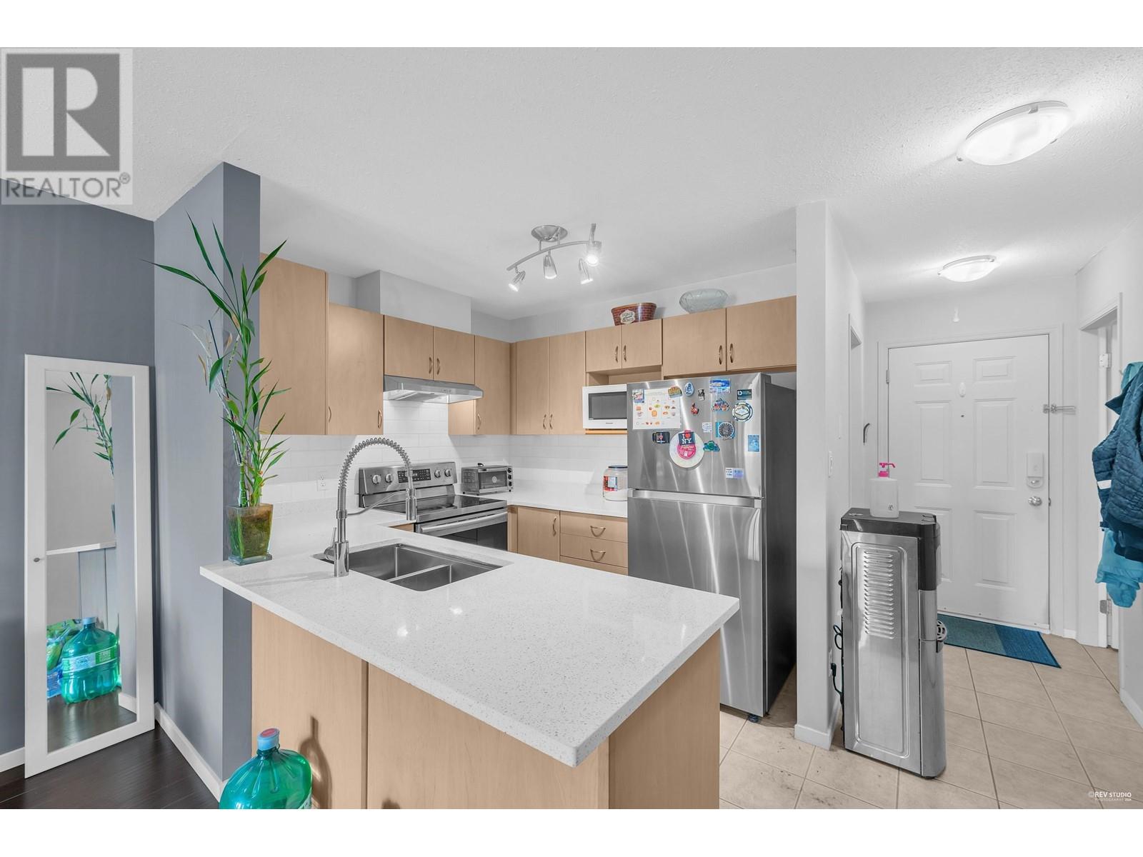 Ph10 5438 Rupert Street, Vancouver, British Columbia  V5R 2K3 - Photo 17 - R2868877