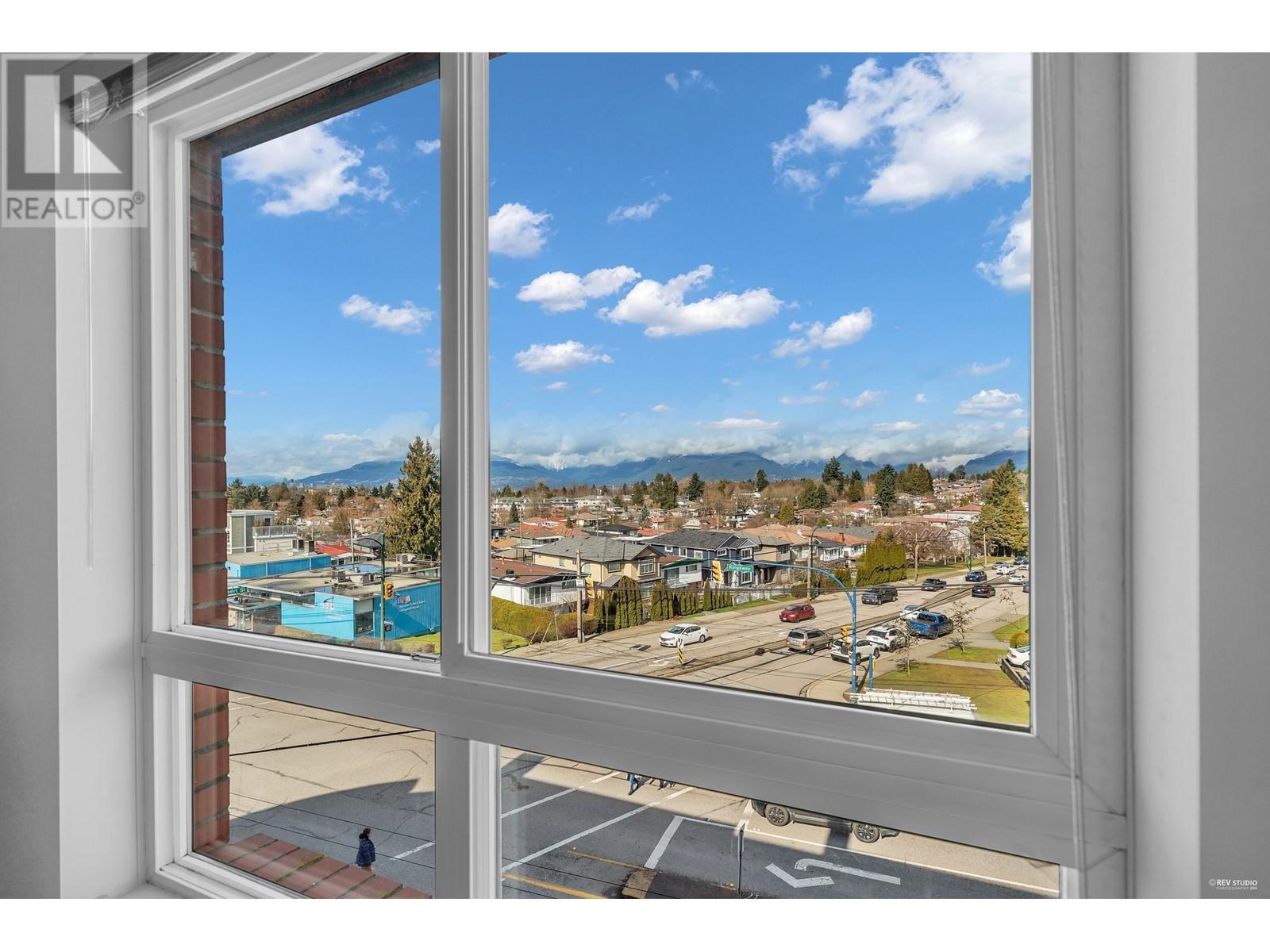 Ph10 5438 Rupert Street, Vancouver, British Columbia  V5R 2K3 - Photo 9 - R2868877
