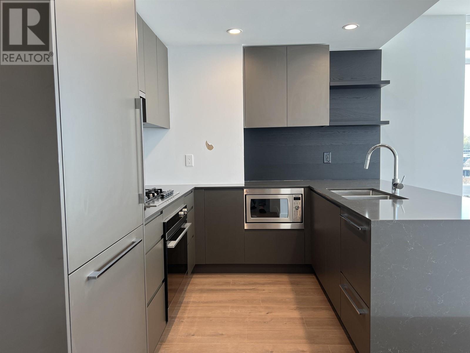 702 2181 Madison Avenue, Burnaby, British Columbia  V5C 0N4 - Photo 3 - R2868903