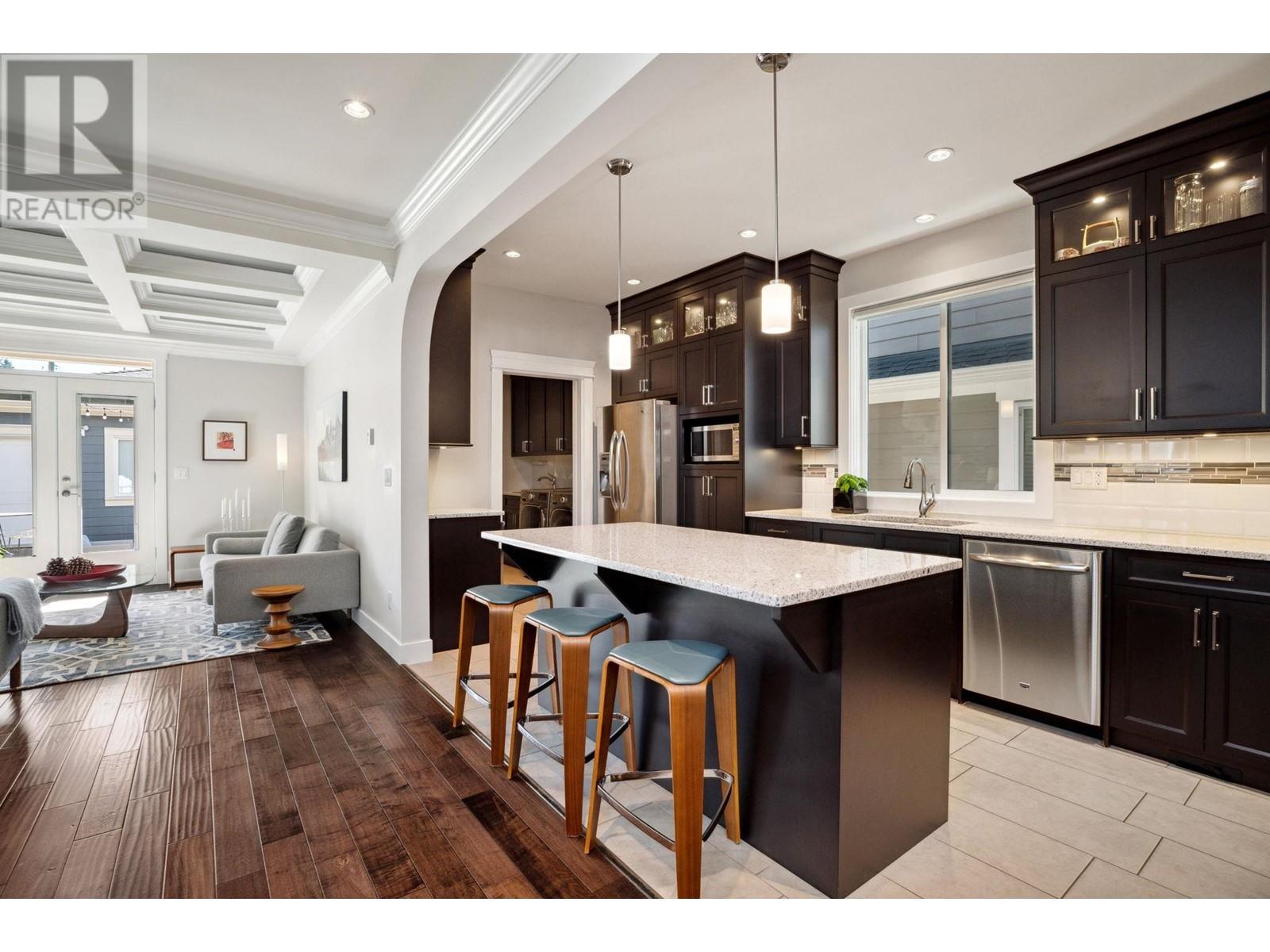 708 Regan Avenue, Coquitlam, British Columbia  V3J 3A6 - Photo 18 - R2868887