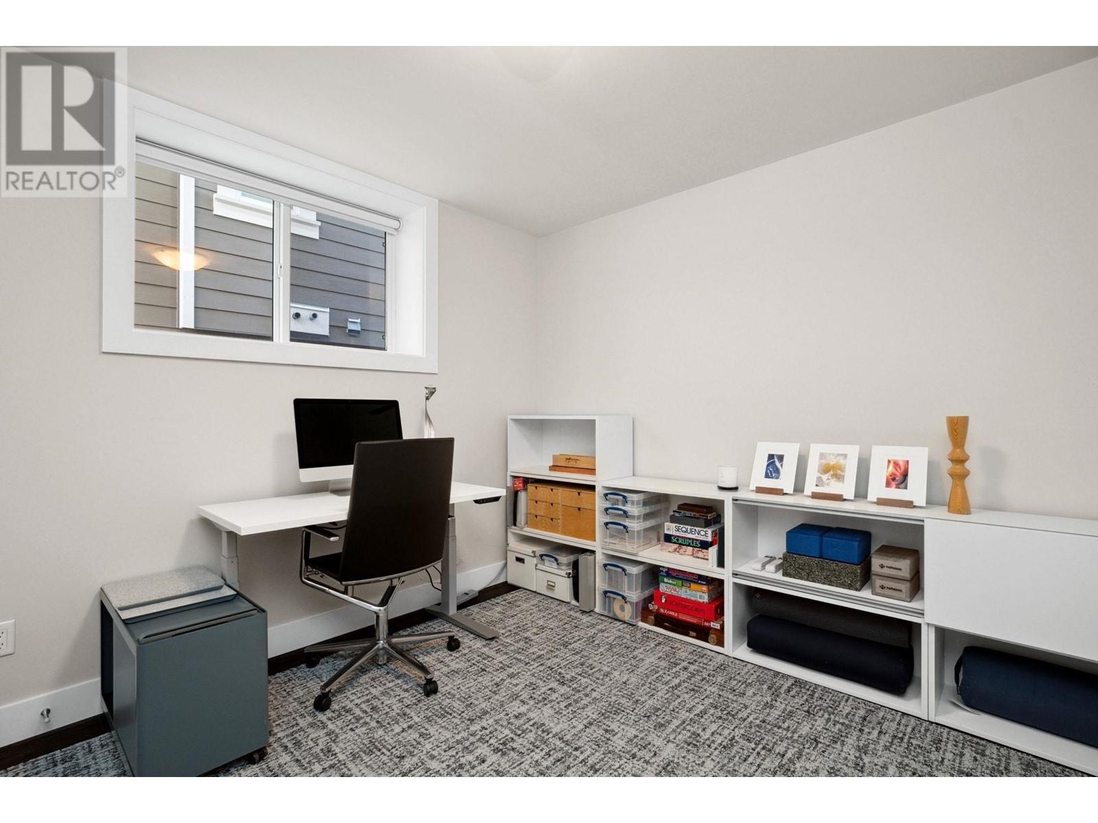 708 Regan Avenue, Coquitlam, British Columbia  V3J 3A6 - Photo 35 - R2868887