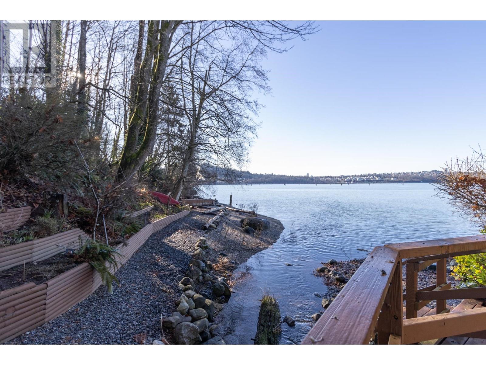 2985 Dollarton Highway, North Vancouver, British Columbia  V7H 1B1 - Photo 2 - R2868895