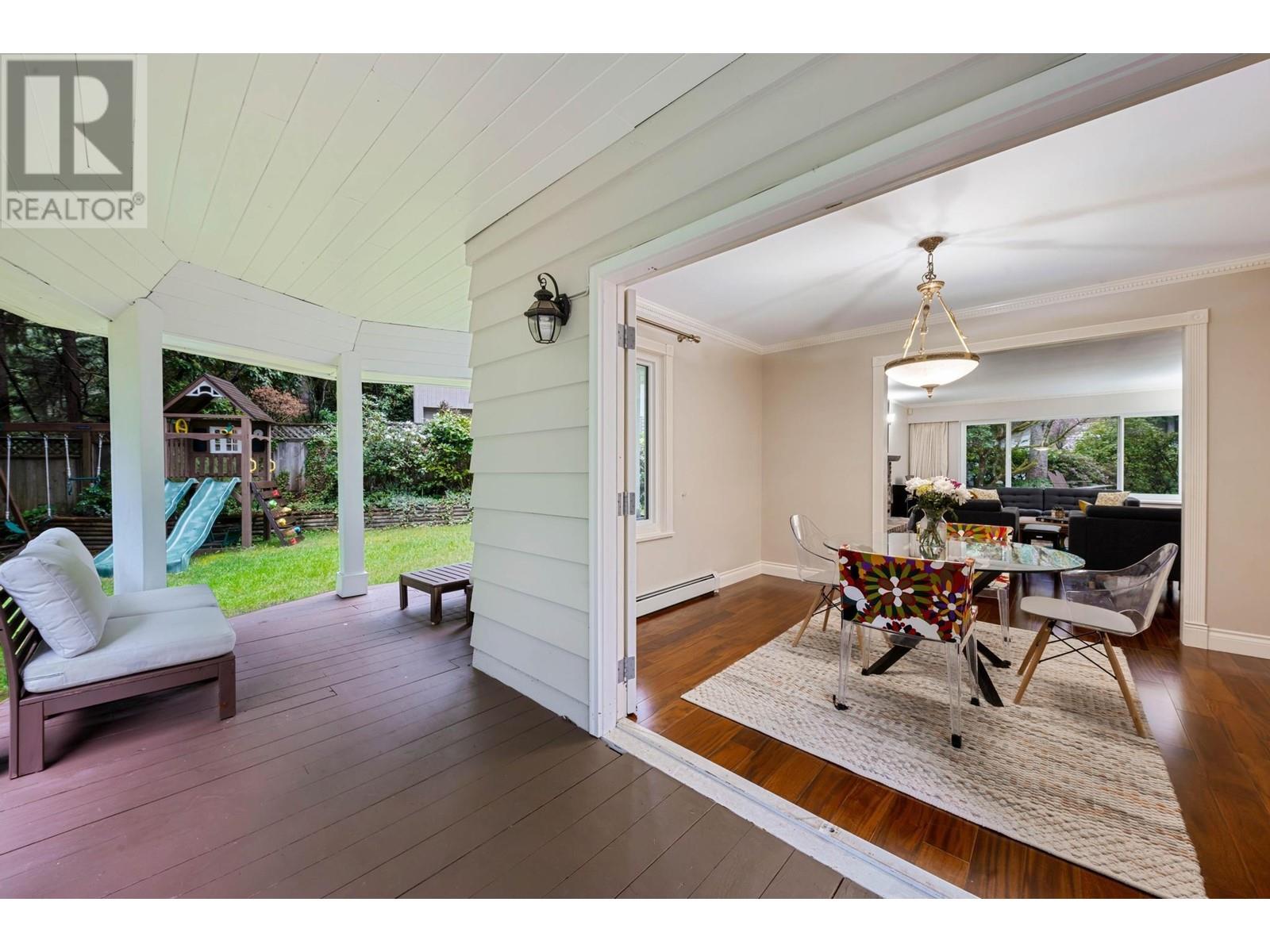 71 Deep Dene Road, West Vancouver, British Columbia  V7S 1A1 - Photo 9 - R2868909