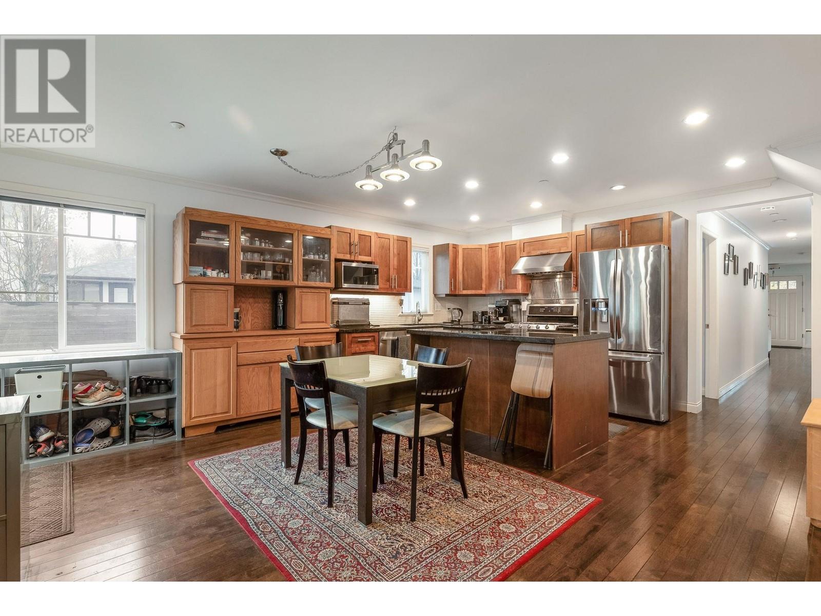 4135 John Street, Vancouver, British Columbia  V5V 3W8 - Photo 4 - R2867678