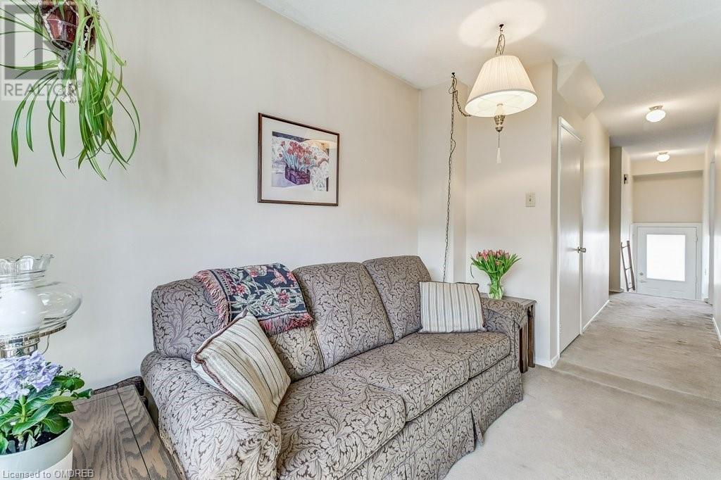 2445 Homelands Drive Unit# 26, Mississauga, Ontario  L5K 2C6 - Photo 13 - 40555097