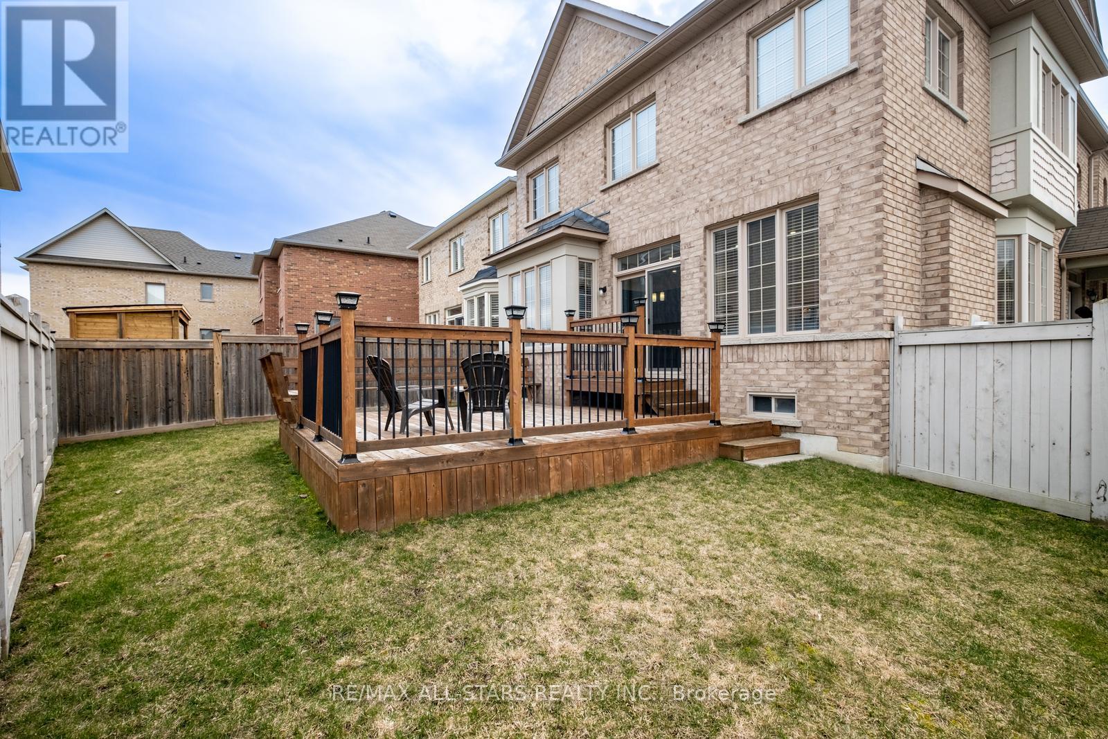 48 Lucida Court, Whitchurch-Stouffville, Ontario  L4A 1S1 - Photo 33 - N8218882