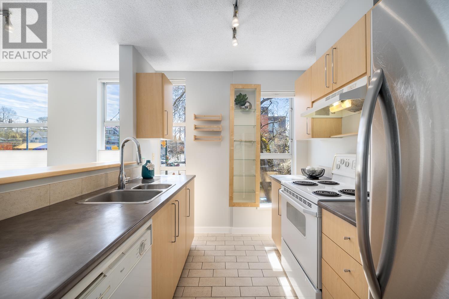 217 2768 Cranberry Drive, Vancouver, British Columbia  V6K 4V1 - Photo 13 - R2868912