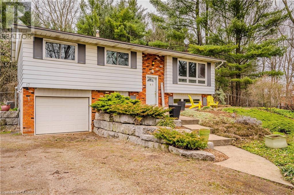 17 Mulholland Lane, Lynden, Ontario  L0R 1T0 - Photo 2 - 40554014