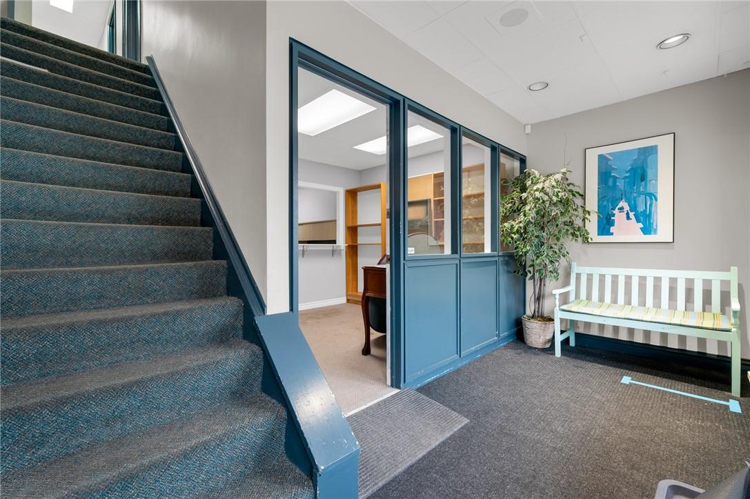 361 Jackson Street W, Unit #5, Hamilton, Ontario  L8P 1N2 - Photo 3 - H4189715