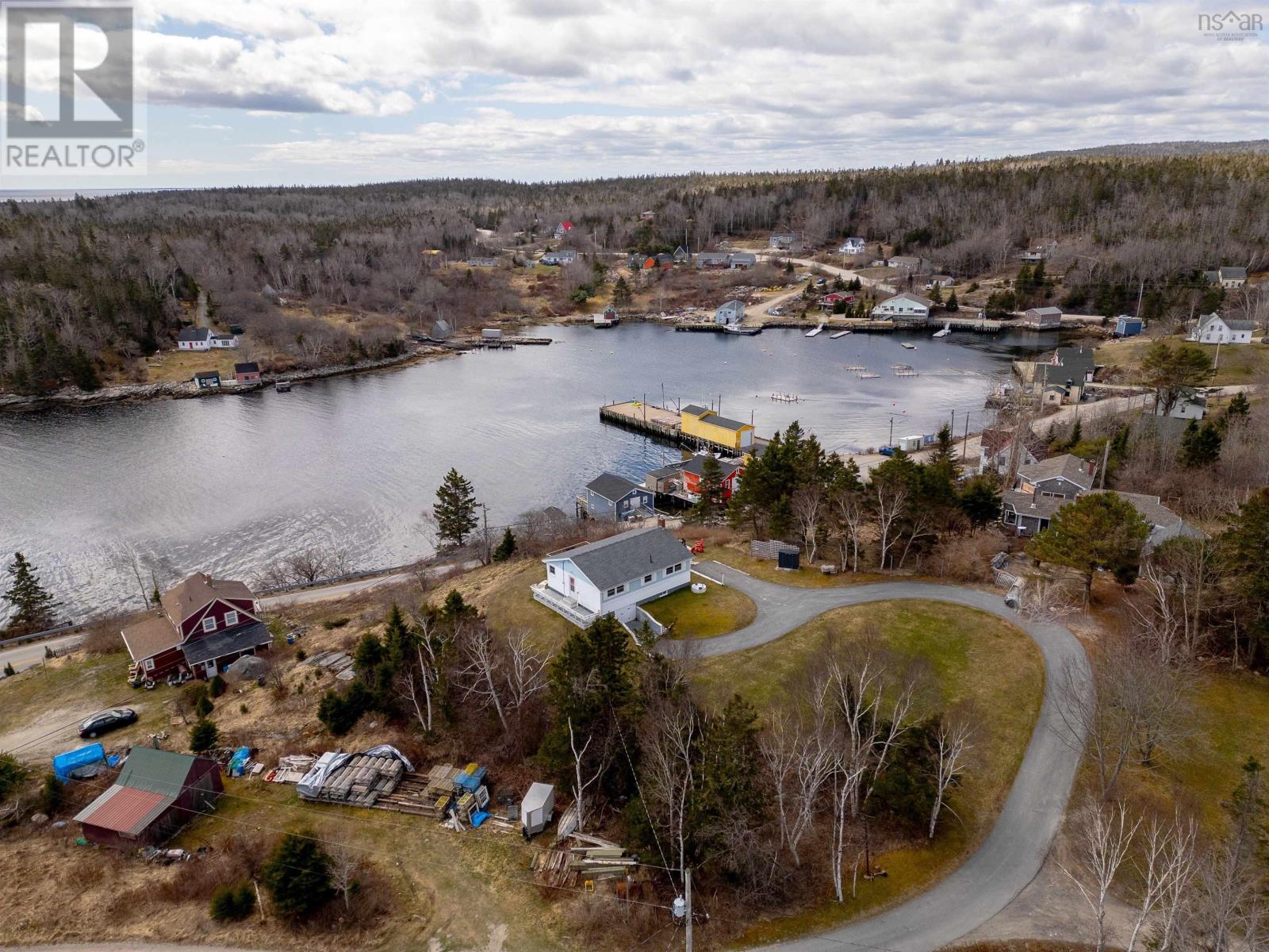21 Minnie Miller Lane, Northwest Cove, Nova Scotia  B0J 1T0 - Photo 9 - 202406647