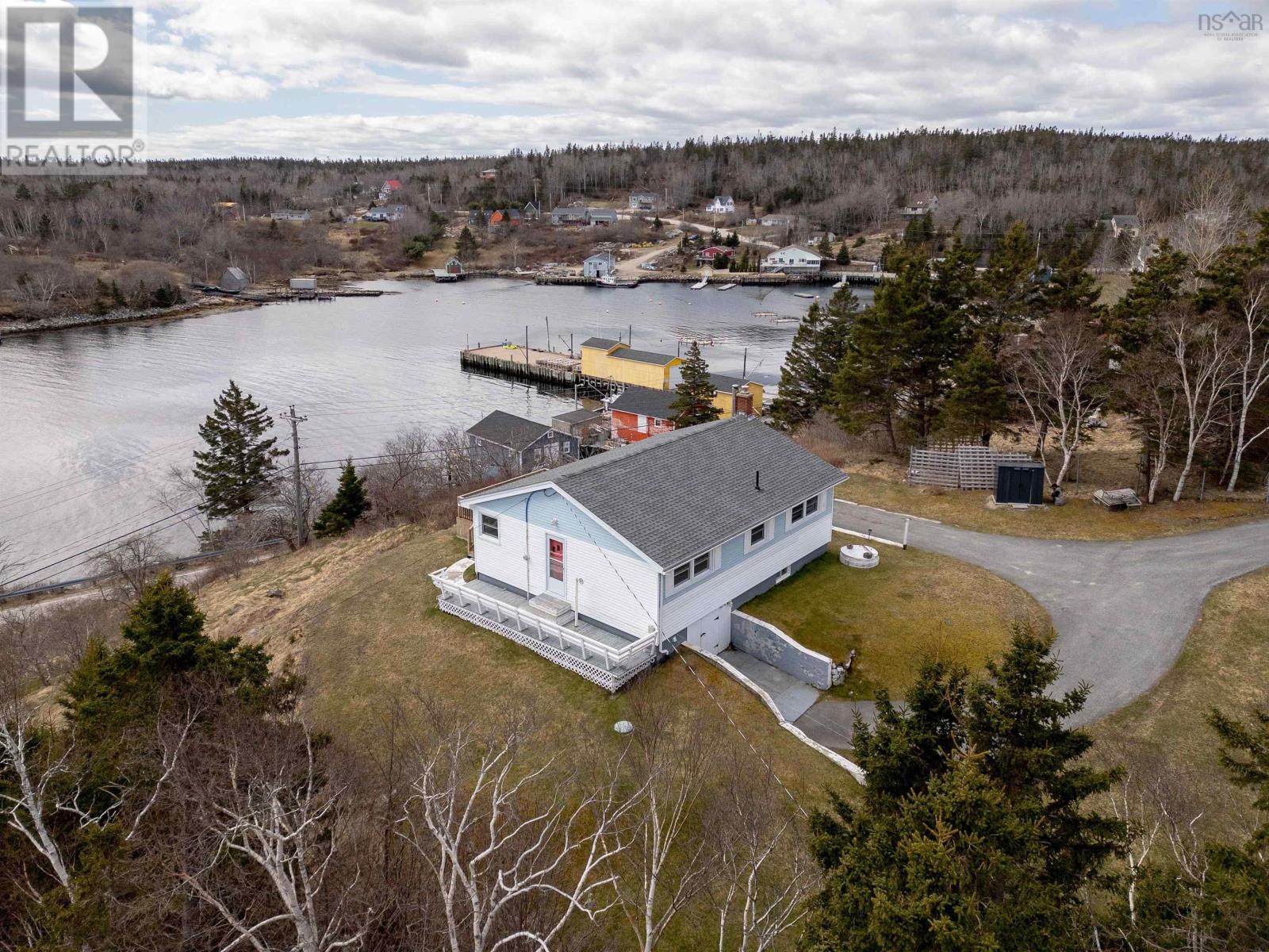 21 Minnie Miller Lane, Northwest Cove, Nova Scotia  B0J 1T0 - Photo 6 - 202406654