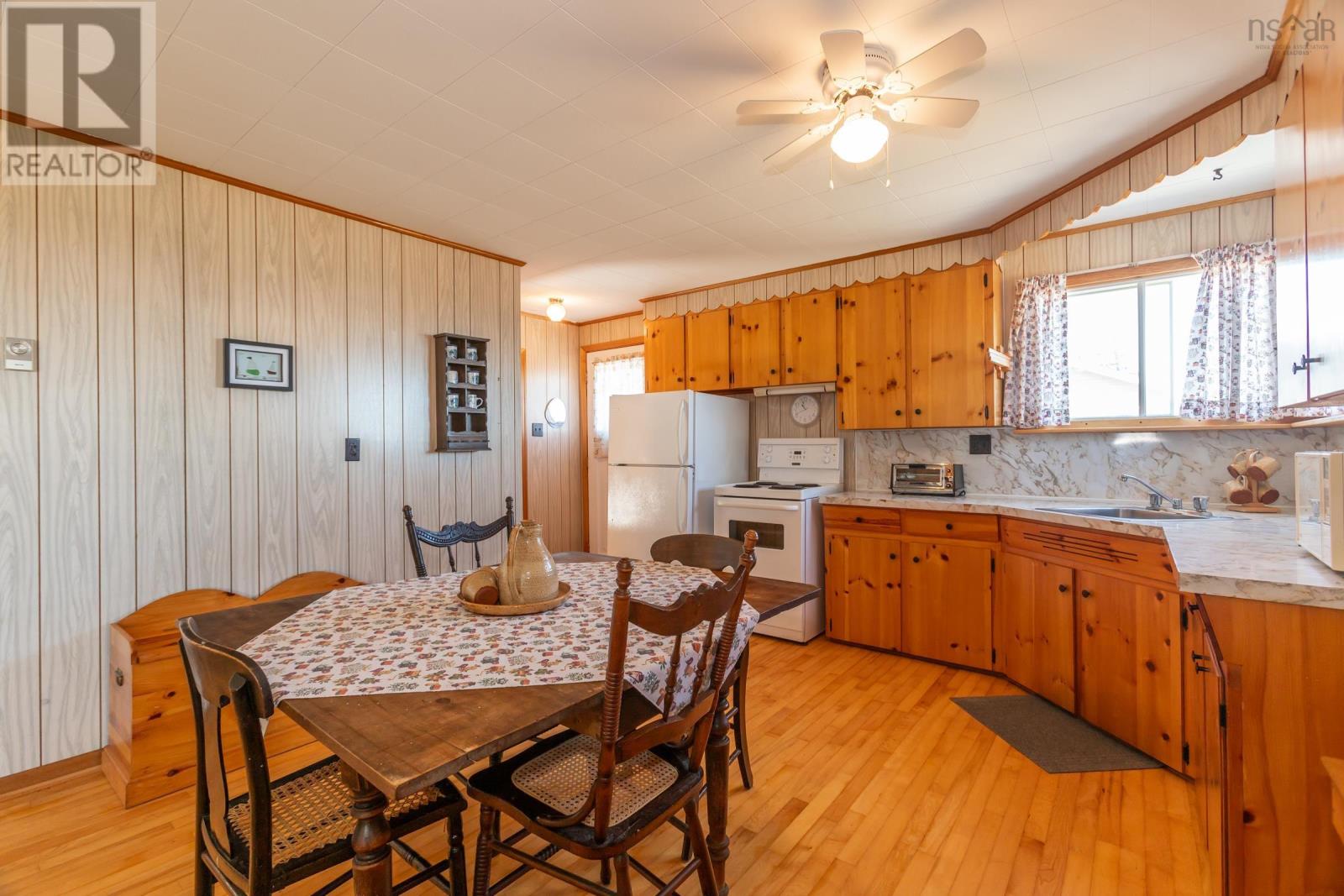 12022 Shore Road, Cottage Cove, Nova Scotia  B0S 1P0 - Photo 8 - 202406658