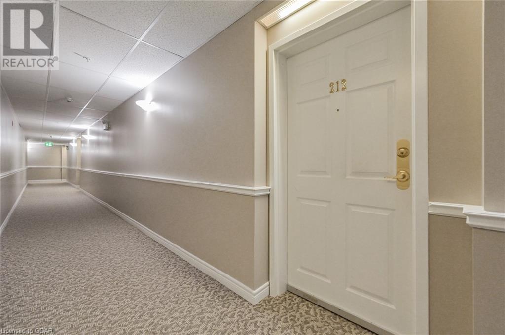 20 Station Square Unit# 212, Elora, Ontario  N0B 1S0 - Photo 2 - 40565814