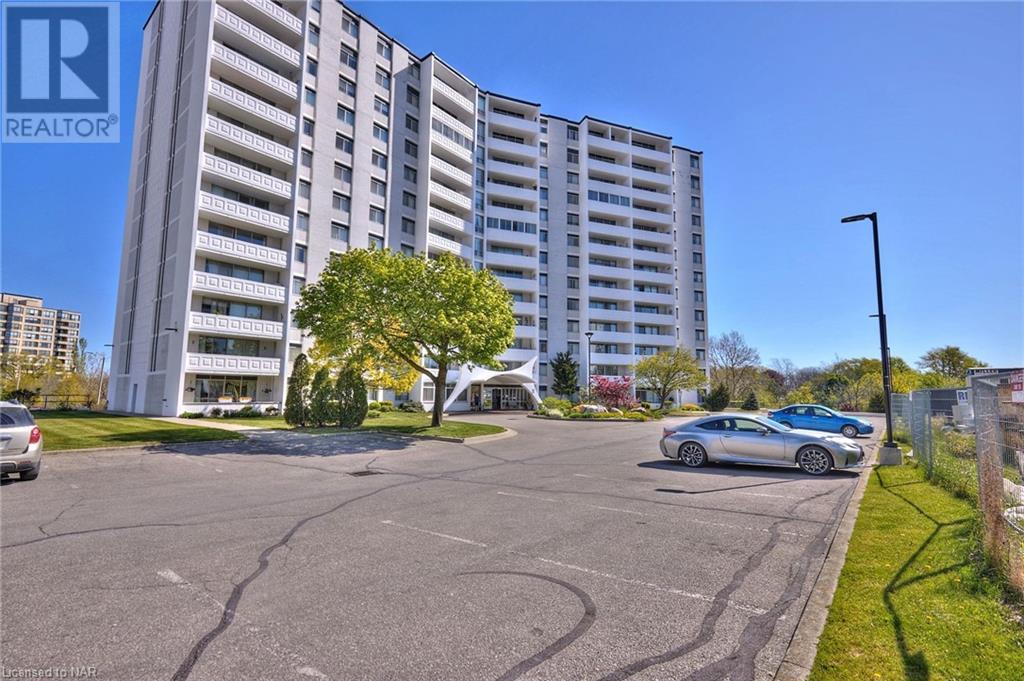 15 Towering Heights Boulevard Unit# 1204, St. Catharines, Ontario  L2T 3G7 - Photo 2 - 40561817