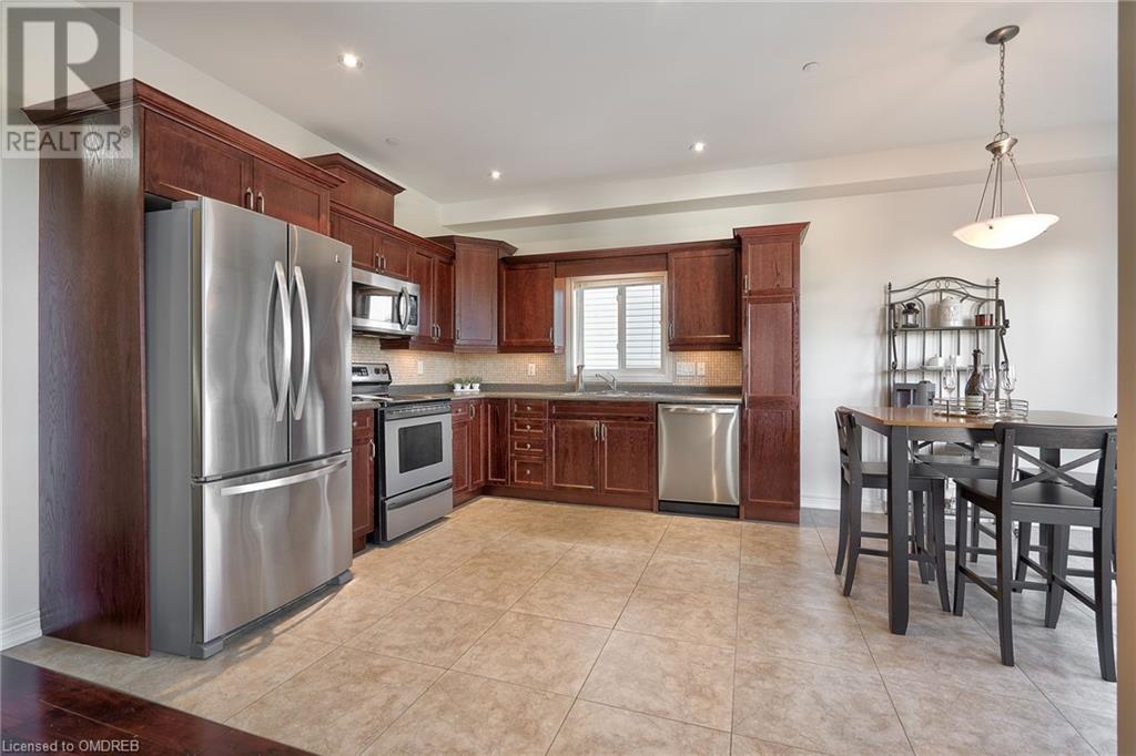 5 Corbin Street, St. Catharines, Ontario  L2P 0C2 - Photo 11 - 40568764