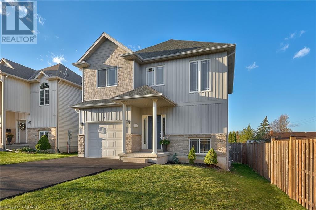 5 Corbin Street, St. Catharines, Ontario  L2P 0C2 - Photo 6 - 40568764