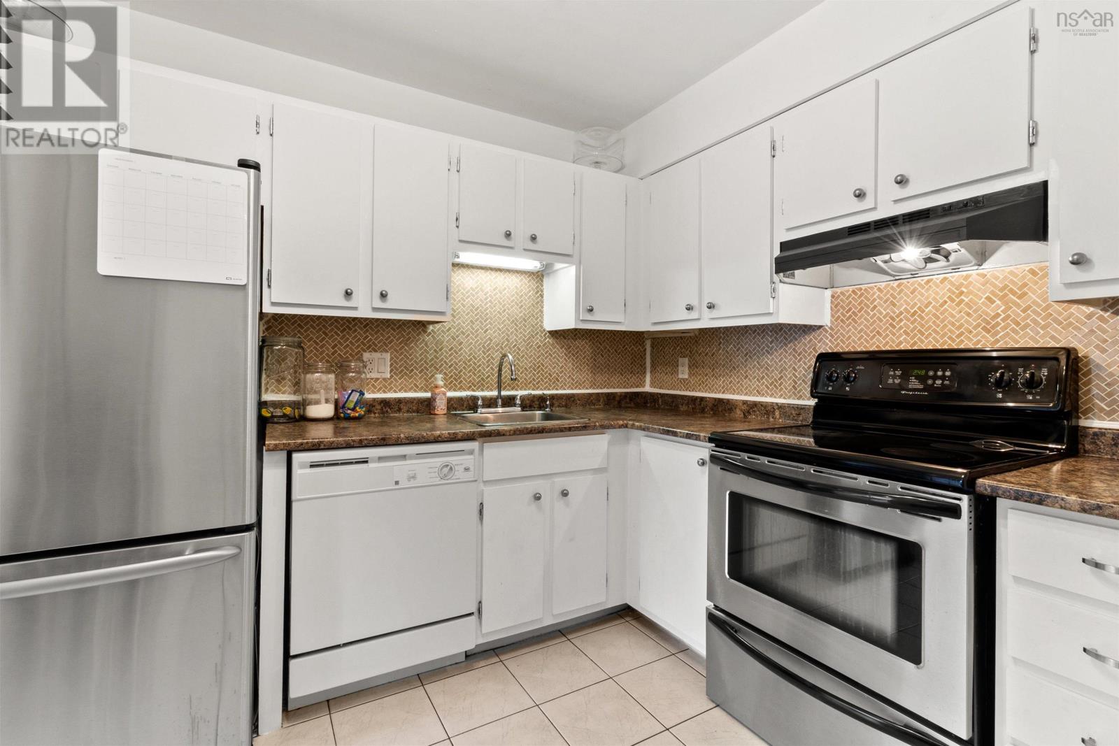 122 79 Collins Grove, Dartmouth, Nova Scotia  B2W 6B9 - Photo 14 - 202406663