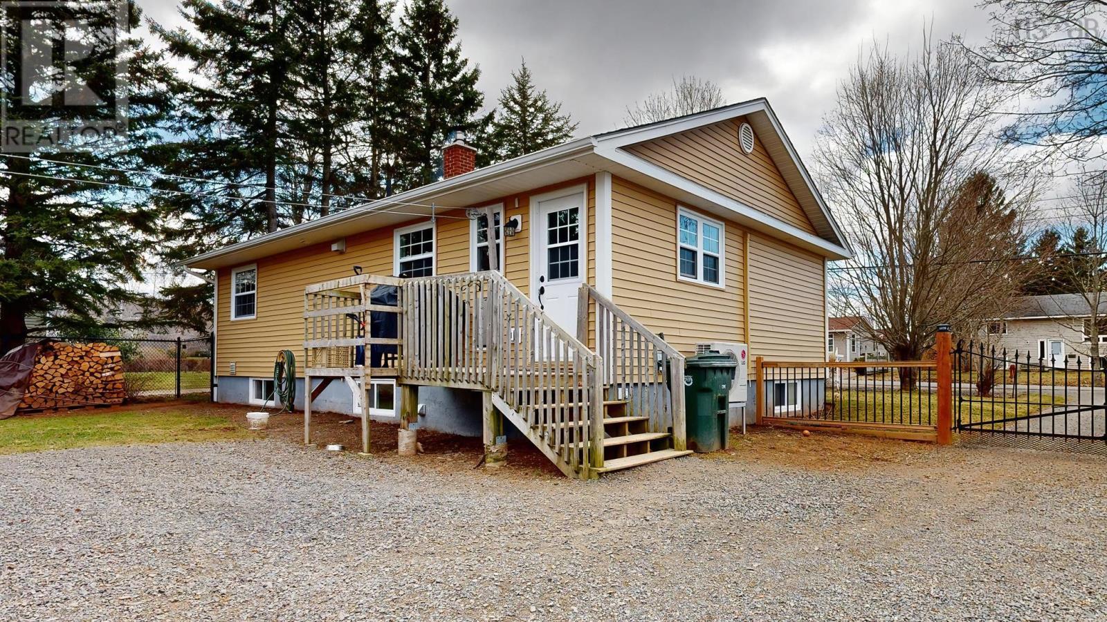 41 Bishop Avenue, New Minas, Nova Scotia  B4N 3N8 - Photo 2 - 202406661