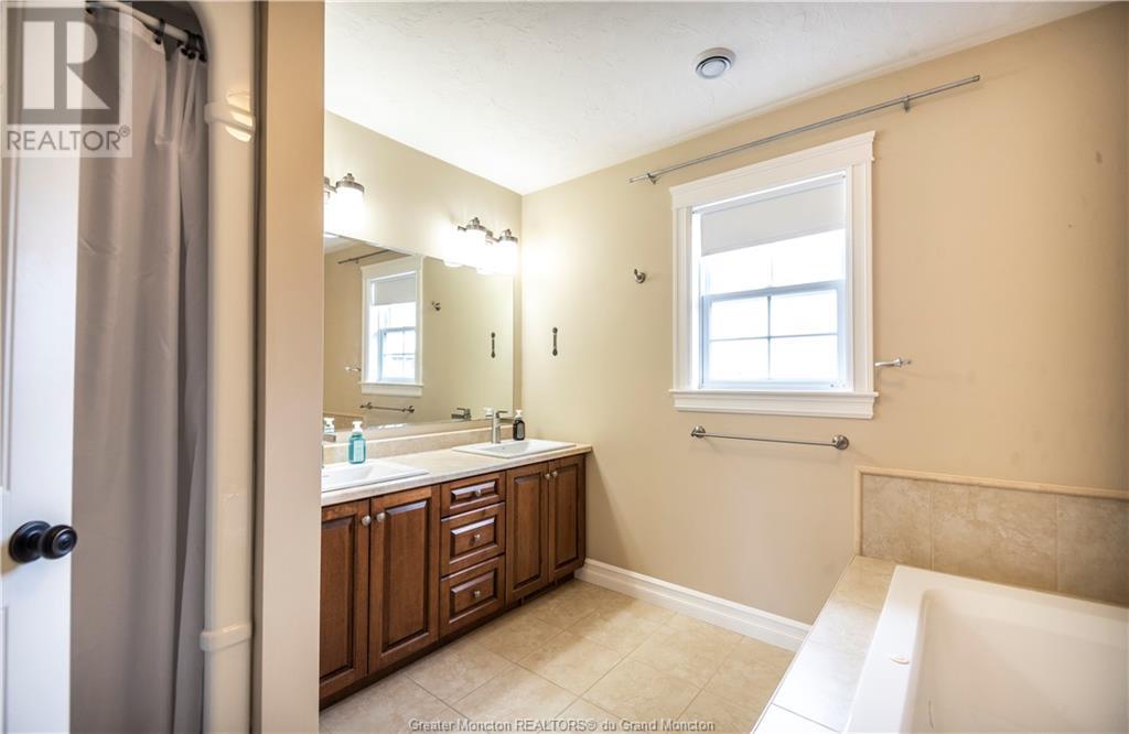 16 Shiajan Cres, Moncton, New Brunswick  E1G 0L4 - Photo 15 - M158521