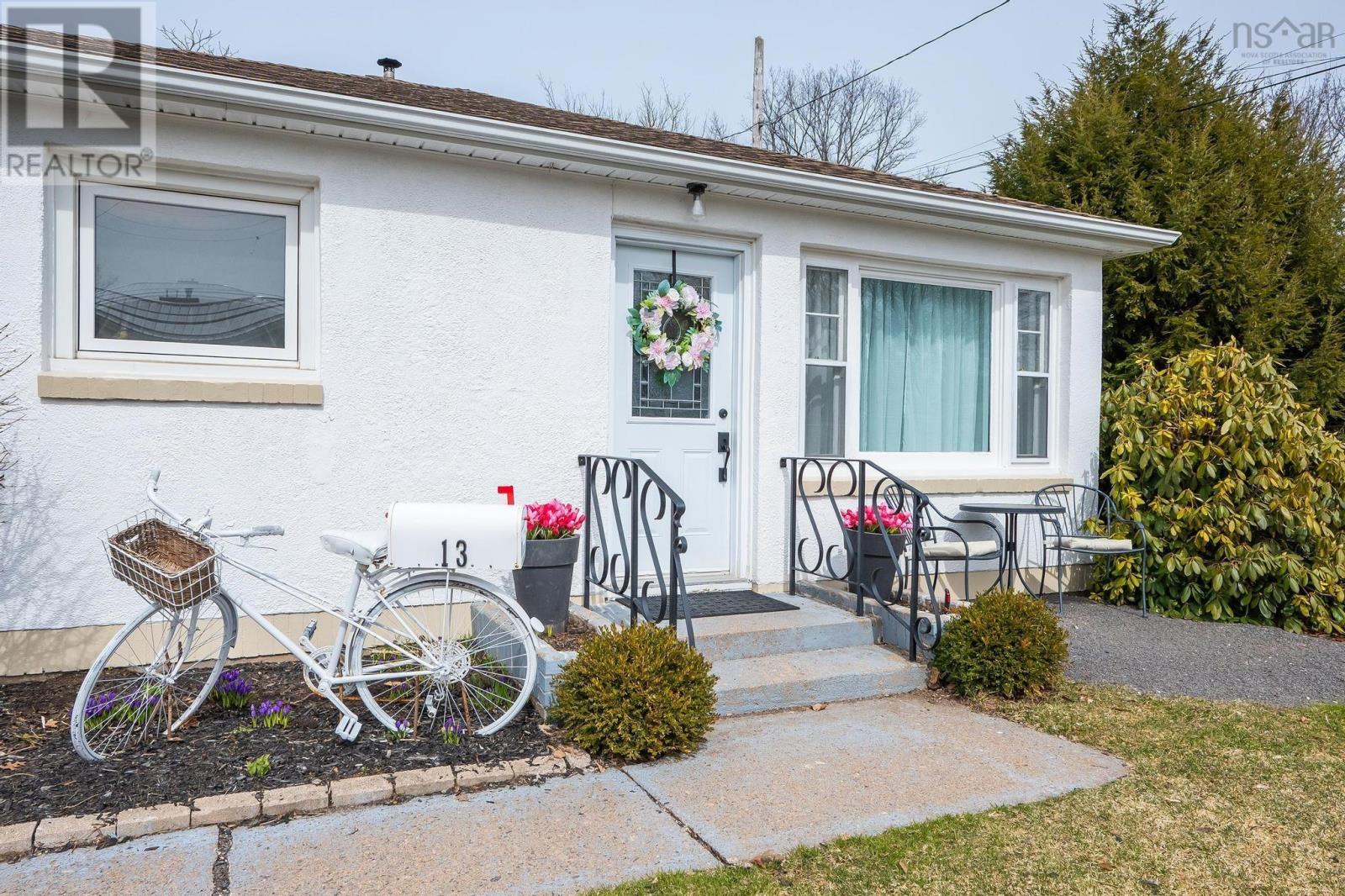 13 Prince Street, Kentville, Nova Scotia  B4N 1B7 - Photo 31 - 202406674