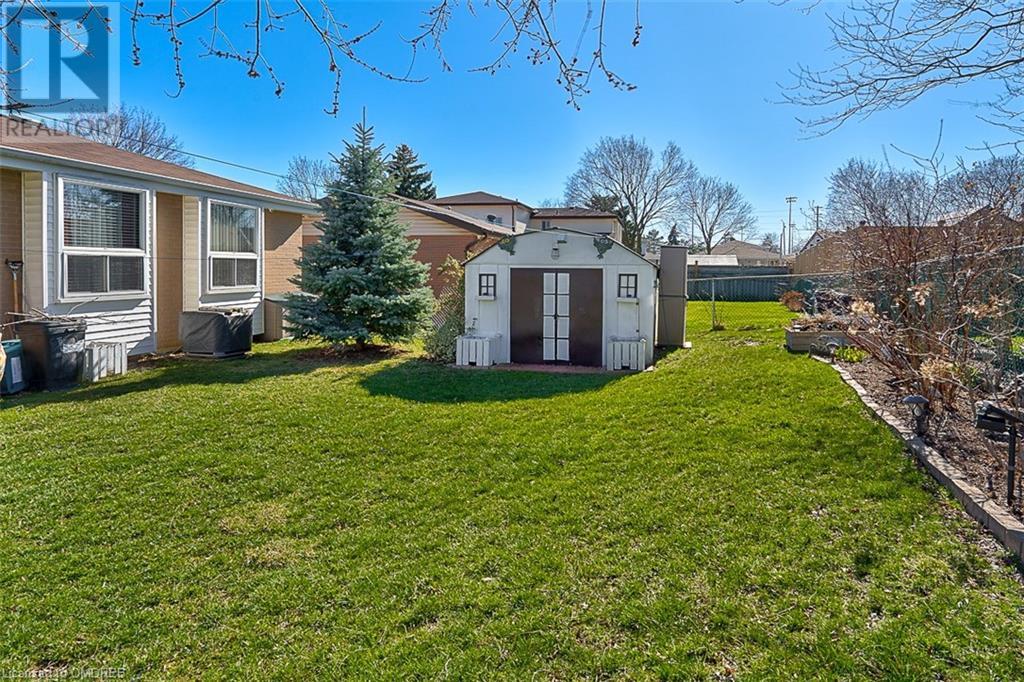 52 Glebe Crescent, Brampton, Ontario  L6S 1G1 - Photo 32 - 40568681