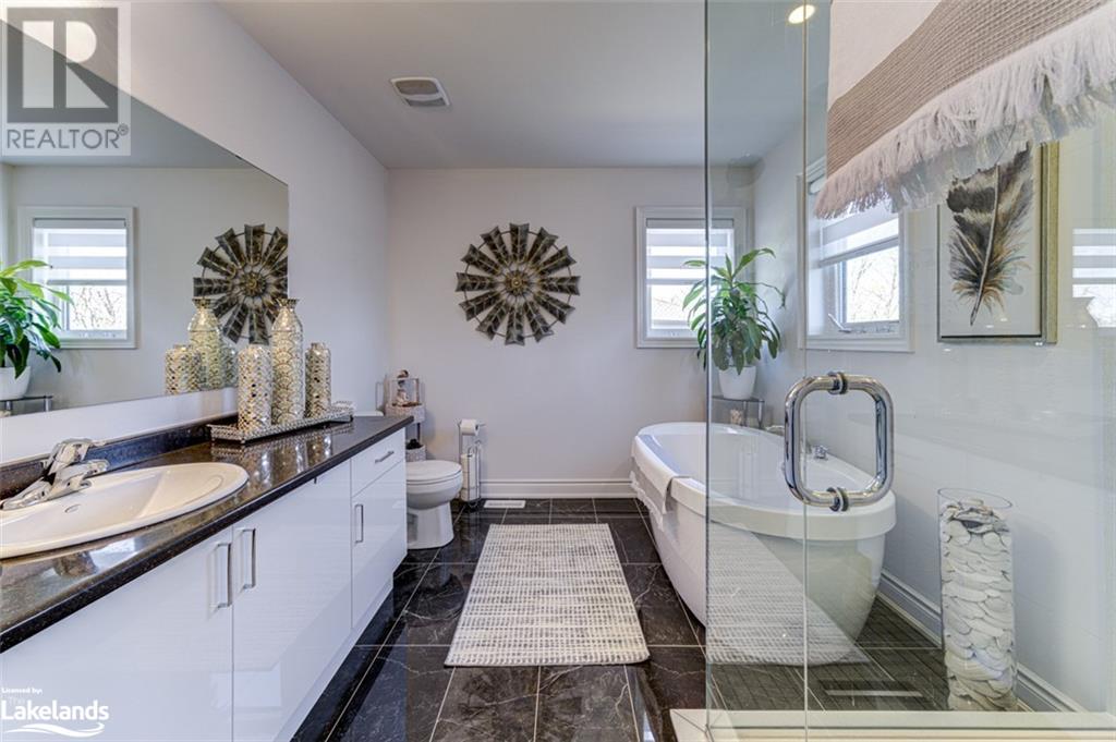 31 Emerald Street, Wasaga Beach, Ontario  L9Z 0K8 - Photo 22 - 40554213