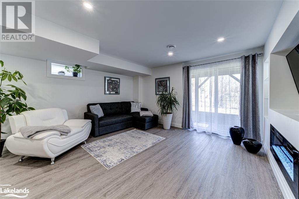 31 Emerald Street, Wasaga Beach, Ontario  L9Z 0K8 - Photo 45 - 40554213