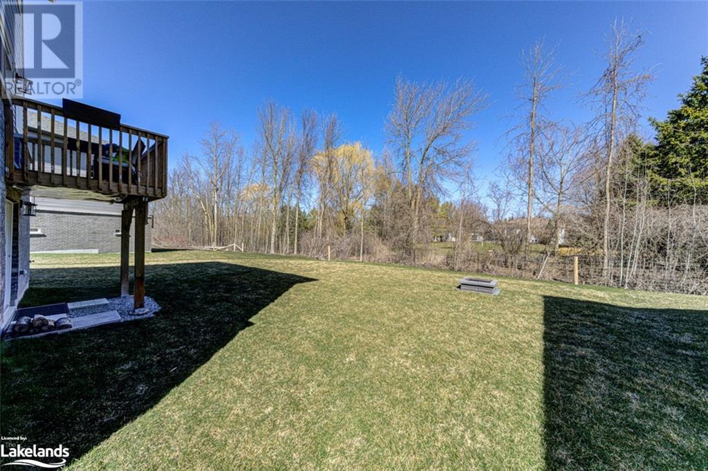 31 Emerald Street, Wasaga Beach, Ontario  L9Z 0K8 - Photo 47 - 40554213