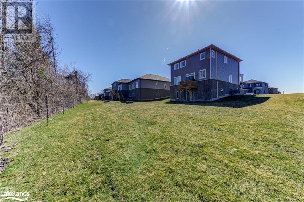 31 Emerald Street, Wasaga Beach, Ontario  L9Z 0K8 - Photo 48 - 40554213