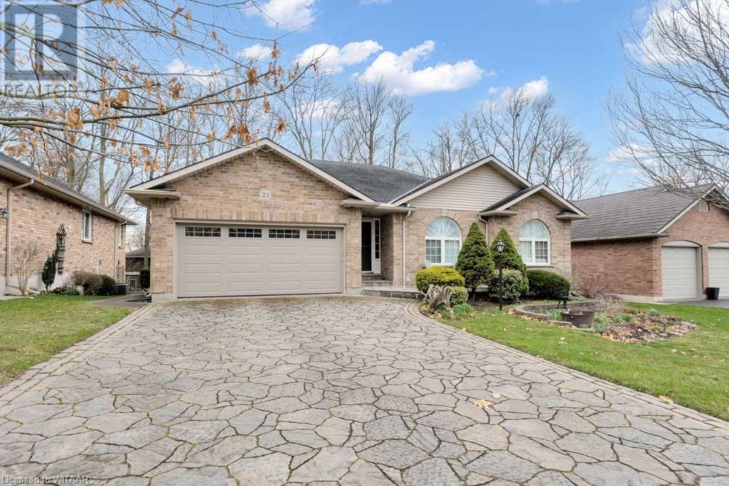 21 Woodside Drive, Tillsonburg, Ontario  N4G 5P9 - Photo 3 - 40569174