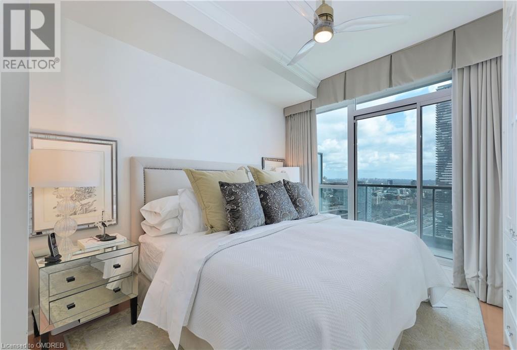 16 Yonge Street Unit# Ph 4006, Toronto, Ontario  M5E 2A1 - Photo 18 - 40568901