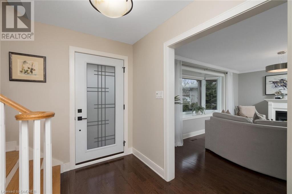 23 Parkview Place, Brampton, Ontario  L6W 2G2 - Photo 4 - 40550753