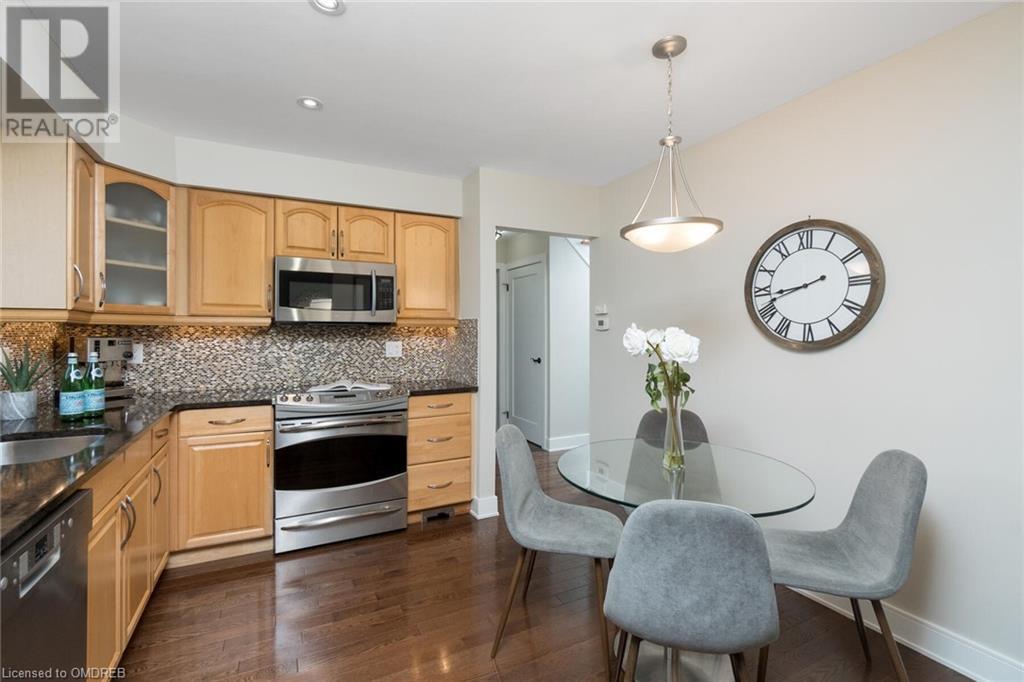 23 Parkview Place, Brampton, Ontario  L6W 2G2 - Photo 8 - 40550753