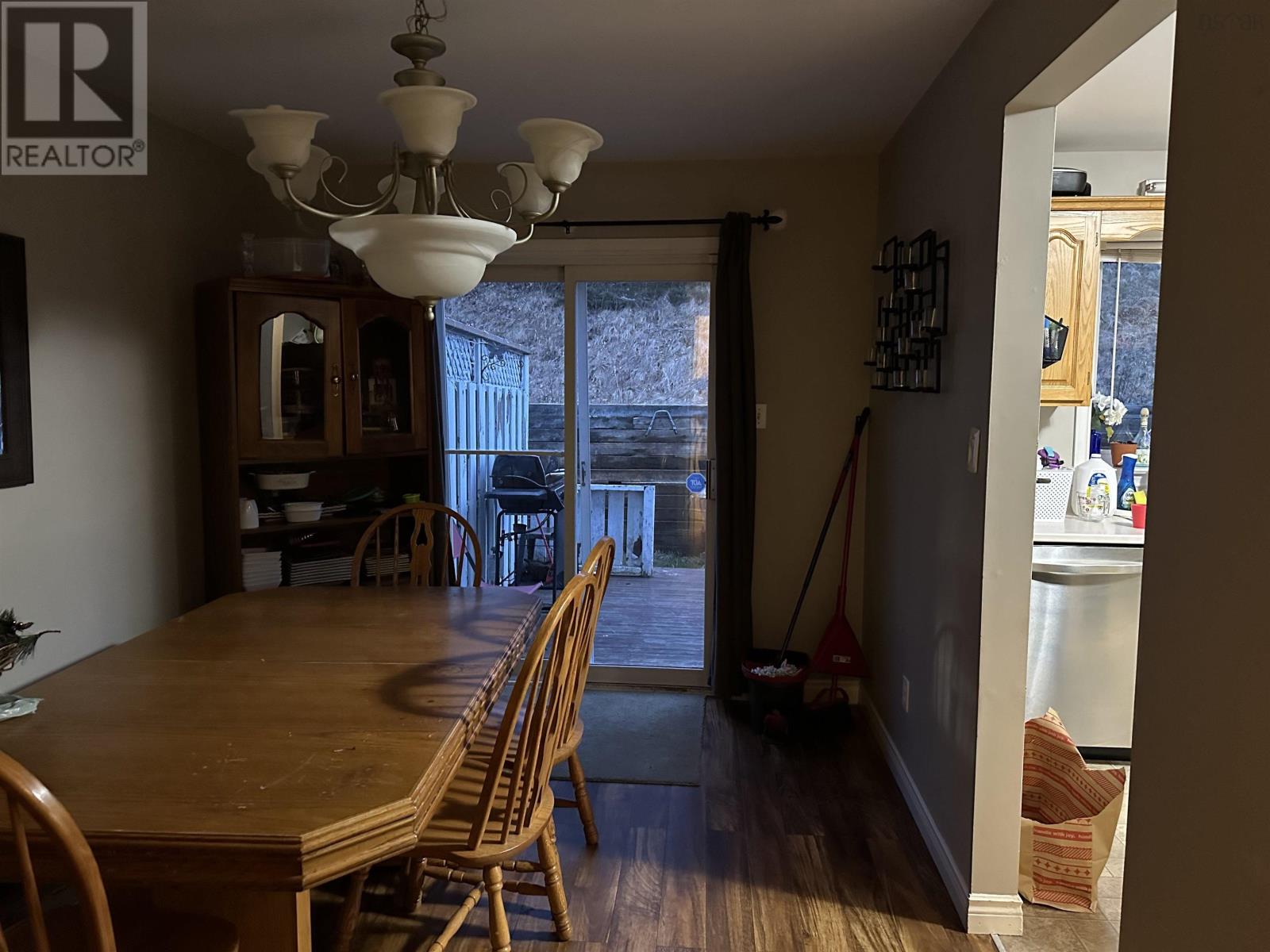28 Albany Terrace, Dartmouth, Nova Scotia  B2W 6E8 - Photo 3 - 202406694
