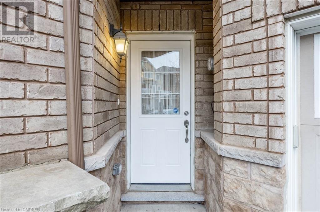 78 Dredge Court, Halton, Ontario  L9T 8R8 - Photo 2 - 40561339