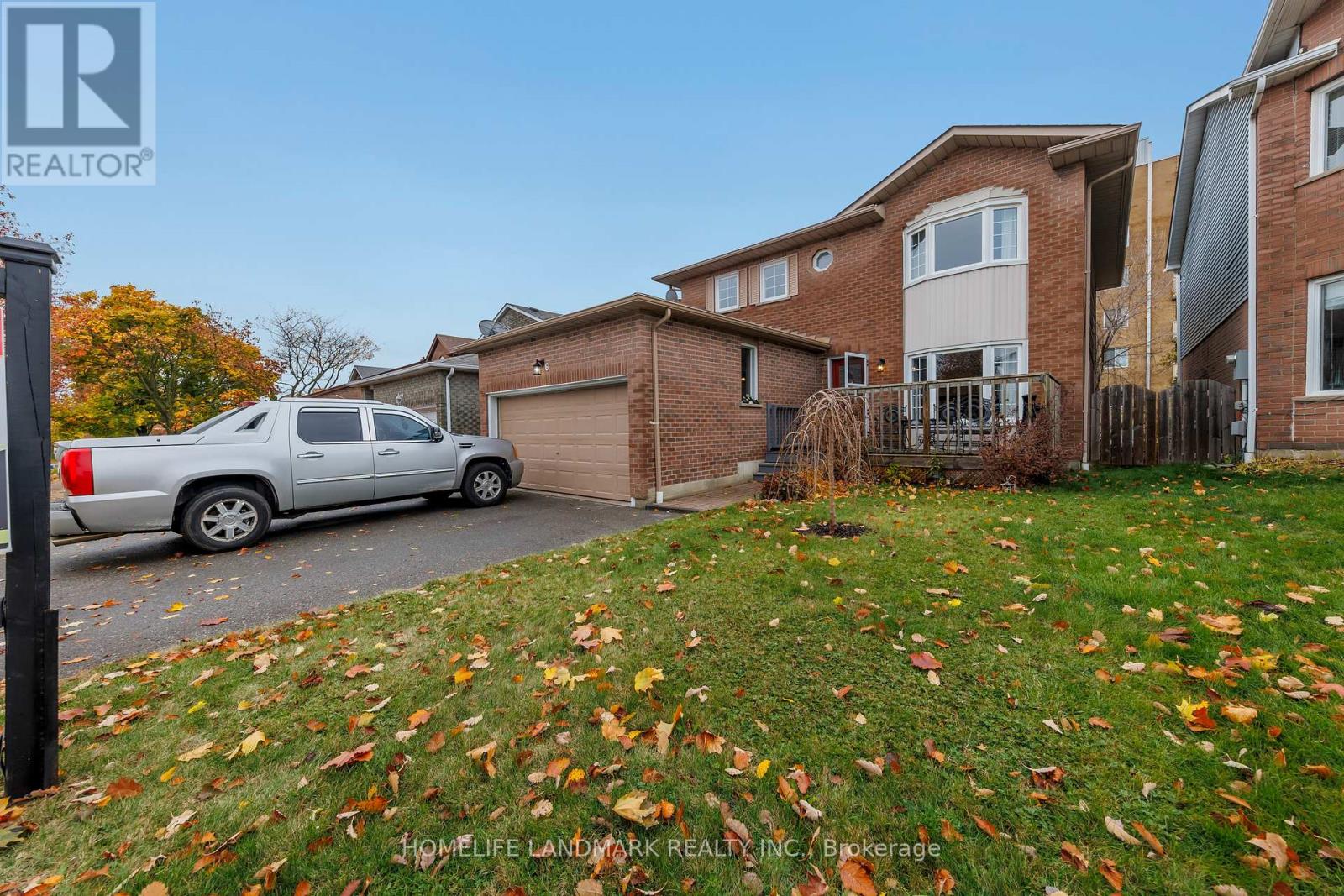 6 Wood Drive, Whitby, 6 Bedrooms Bedrooms, ,4 BathroomsBathrooms,Single Family,For Sale,Wood,E8220120