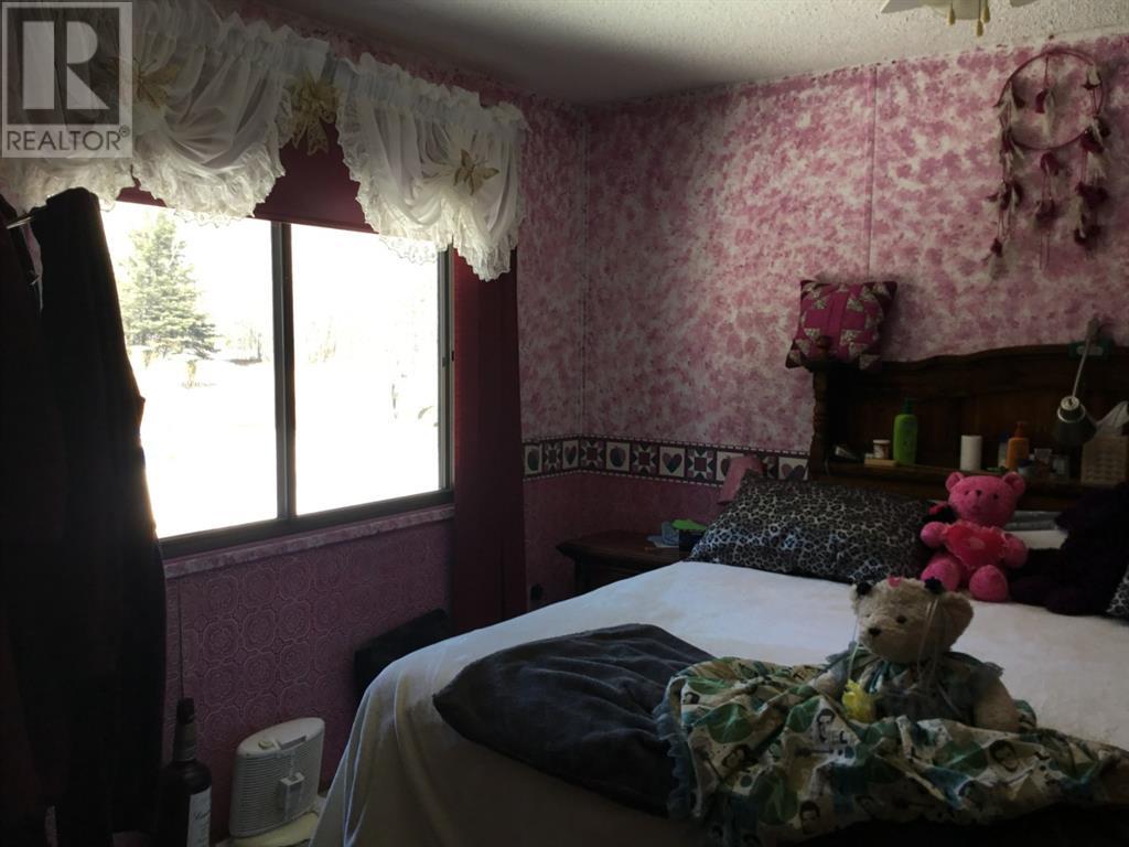 430 Grassy Way, Red Earth Creek, Alberta  T0G 1X0 - Photo 8 - A1241255