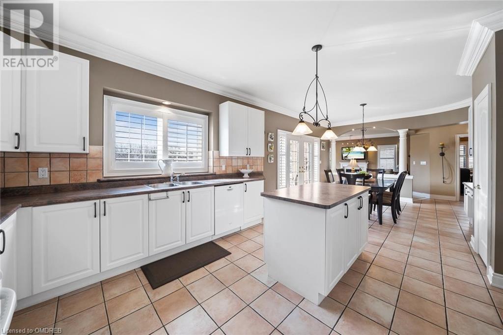 2404 Valley Forest Way, Oakville, Ontario  L6H 6W9 - Photo 12 - 40569293