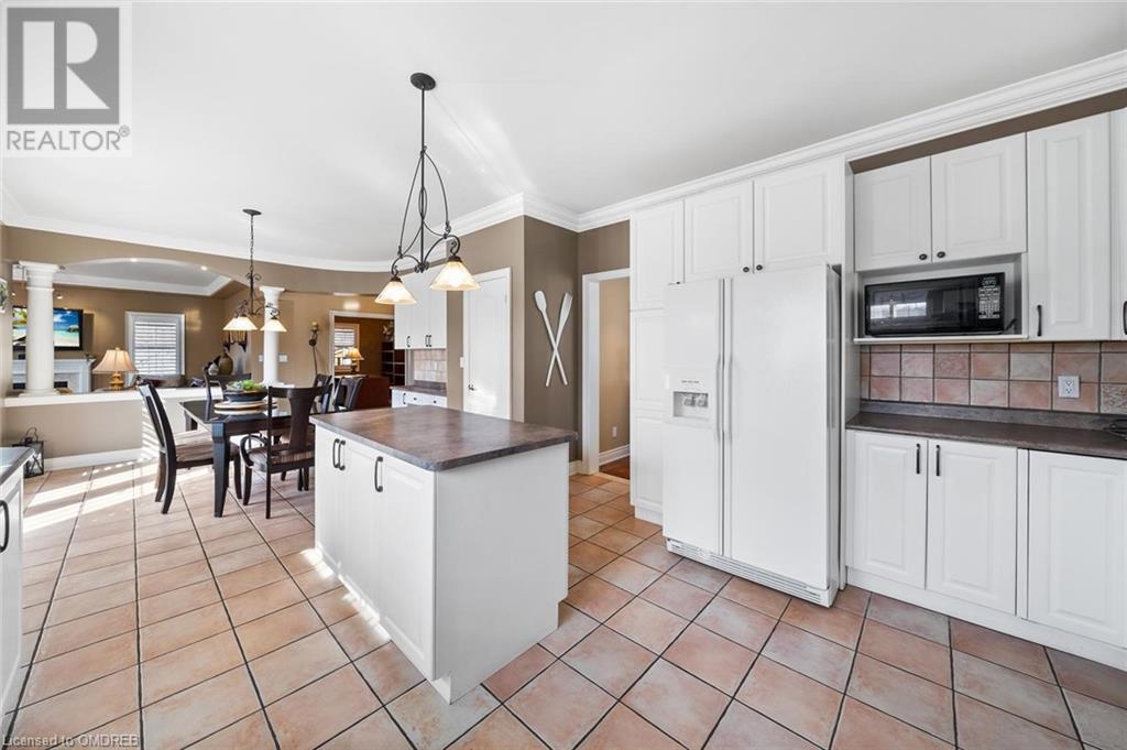 2404 Valley Forest Way, Oakville, Ontario  L6H 6W9 - Photo 13 - 40569293